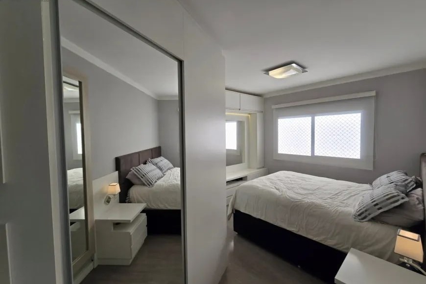 Apartamento à Venda em Esteio com 3 Quartos e 2 banheiros, 103 m²