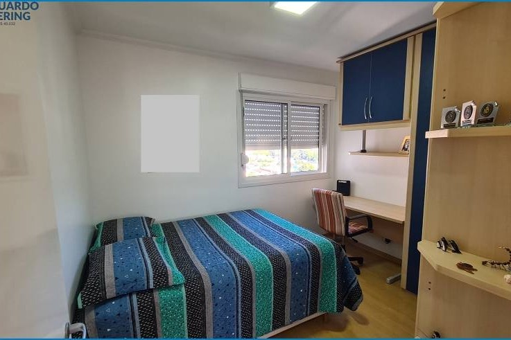 Apartamento à Venda em Esteio com 3 Quartos e 2 banheiros, 104 m²