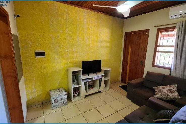 Casa à Venda em Esteio com 3 Quartos e 3 banheiros, 314 m²