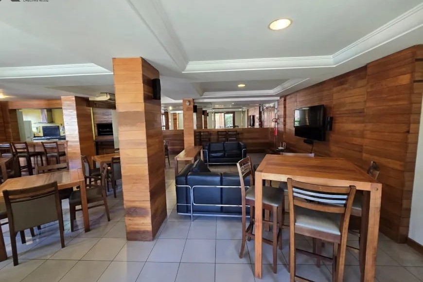 Apartamento à Venda em Esteio com 3 Quartos e 2 banheiros, 119 m²