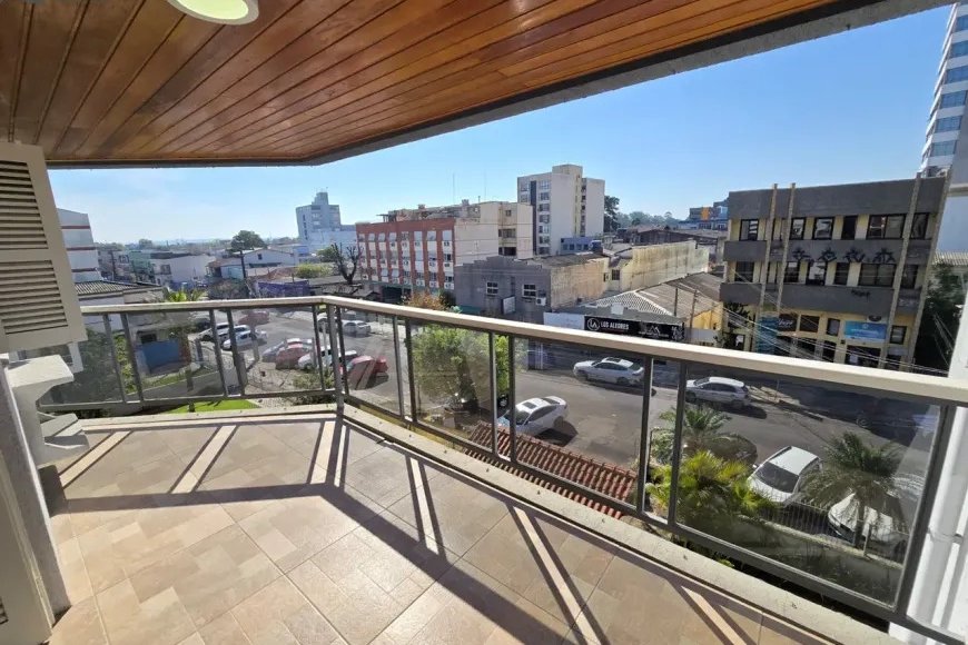 Apartamento no Centro de Esteio à Venda com 3 Quartos, 140m²