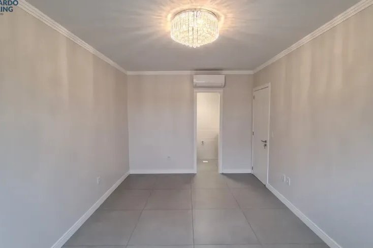 Apartamento à Venda em Esteio Mobiliado e 2 quartos, 97 m²