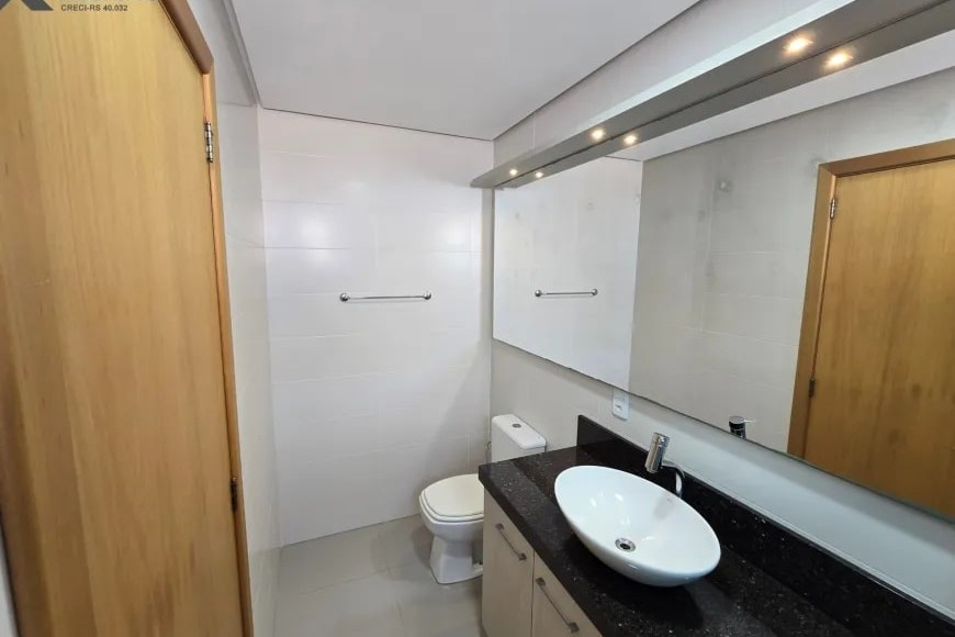 Apartamento à Venda em Esteio com 2 Quartos e 2 banheiros, 98 m²