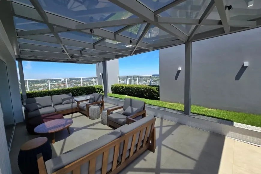 Apartamento à Venda em Esteio com 3 Quartos e 5 banheiros, 241 m²