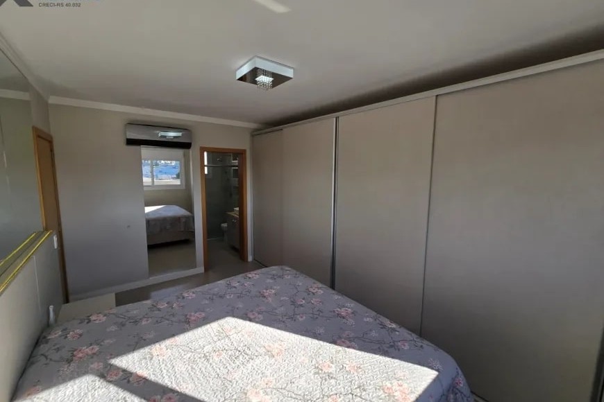 Apartamento à Venda em Esteio com 3 Quartos e 3 banheiros, 115 m²