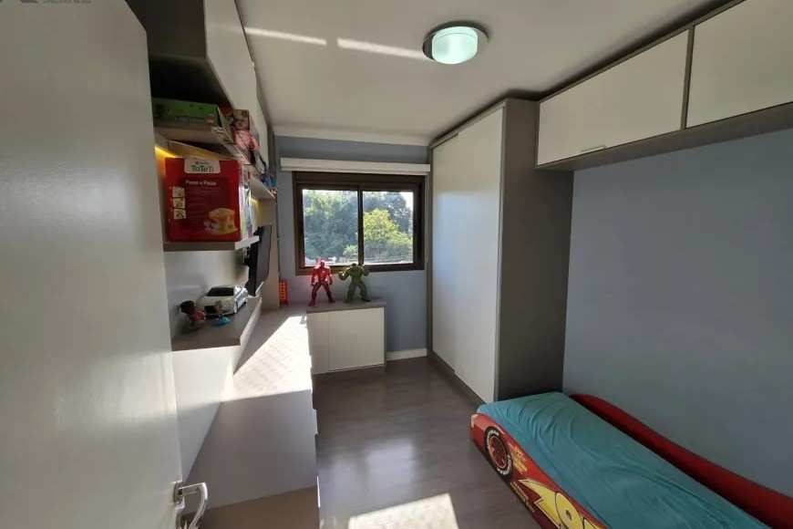 Apartamento à Venda em Esteio com 3 Quartos e 2 banheiros, 103 m²