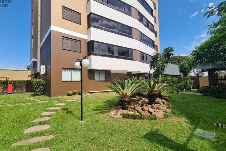 Apartamento à Venda em Esteio com 3 Quartos e 2 banheiros, 102 m²