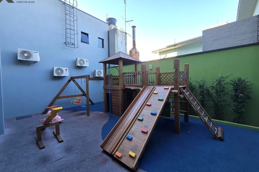 Apartamento à Venda em Esteio com 3 Quartos e 3 banheiros, 115 m²
