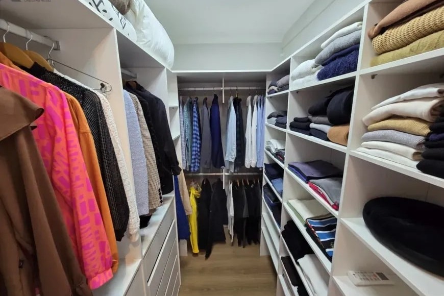 Cobertura à Venda em Esteio com 2 Quartos e 3 banheiros, 172 m²