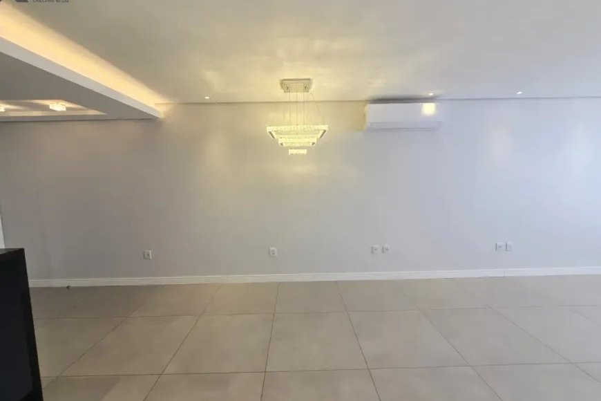 Apartamento em Esteio à Venda com 2 Quartos, 97m²