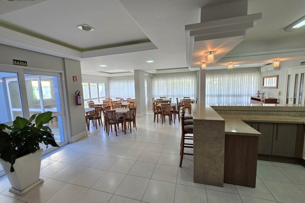 Cobertura à Venda em Esteio com 2 Quartos e 3 banheiros, 172 m²