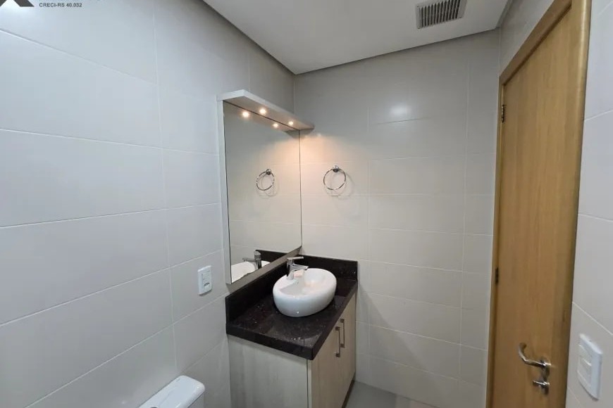 Apartamento à Venda em Esteio com 2 Quartos e 2 banheiros, 98 m²