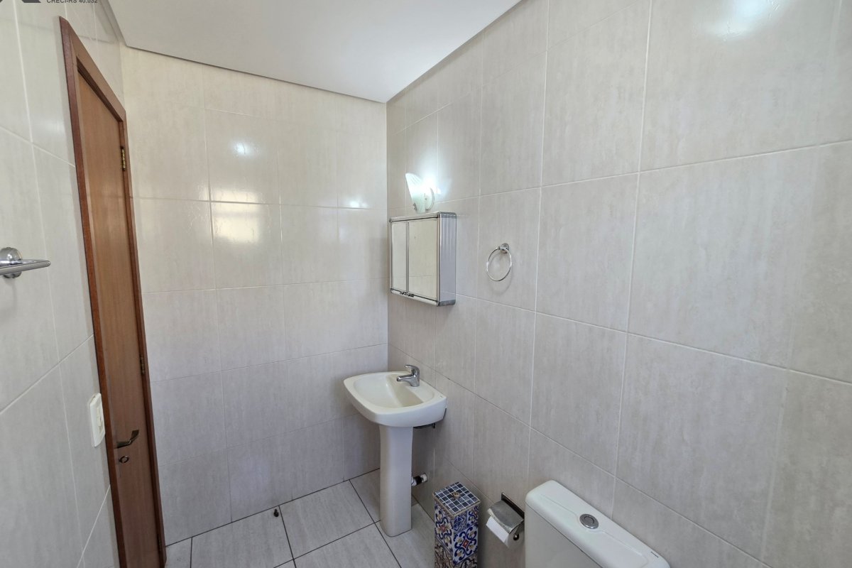 Apartamento à Venda em Esteio  2 Quartos e 1 banheiro, 80 m²