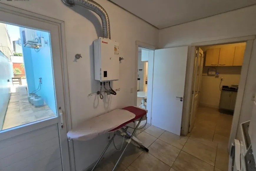 Casa Alto Padrão à Venda em Esteio com 3 Quartos e 4 banheiros à Venda, 338 m²