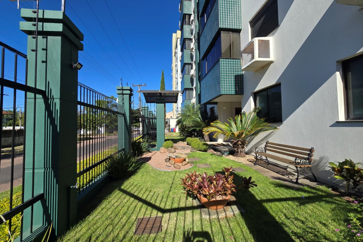 Apartamento à Venda em Esteio  2 Quartos e 1 banheiro, 80 m²