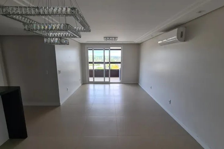 Apartamento à Venda em Esteio com 3 Quartos, 125m²