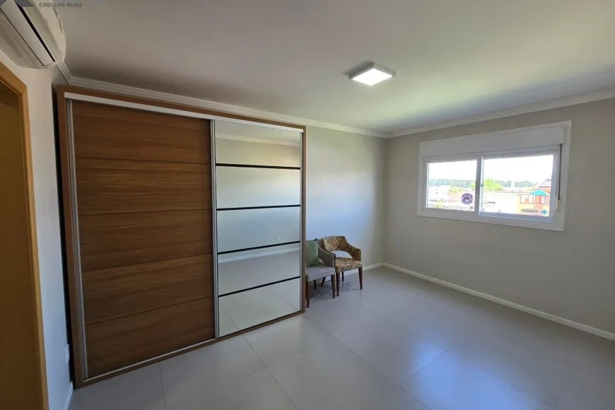 Apartamento à Venda em Esteio com 2 Quartos e 2 banheiros, 98 m²