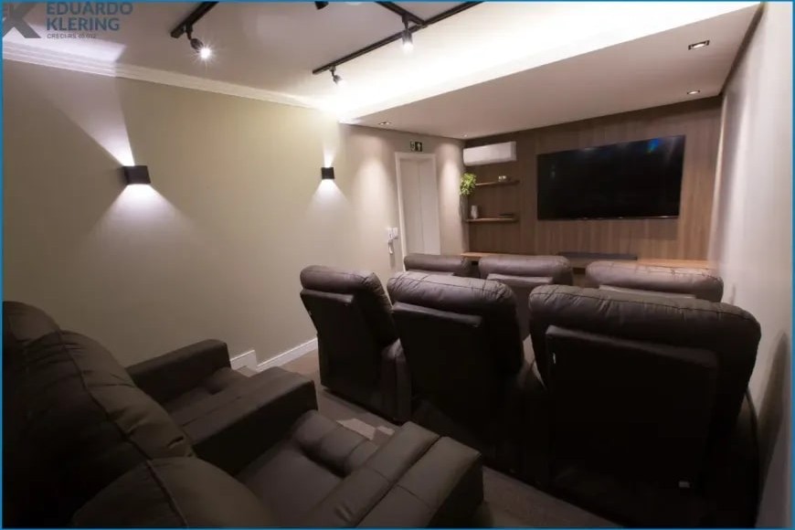 Apartamento à Venda em Esteio com 2 Quartos e 2 banheiros, 97 m²