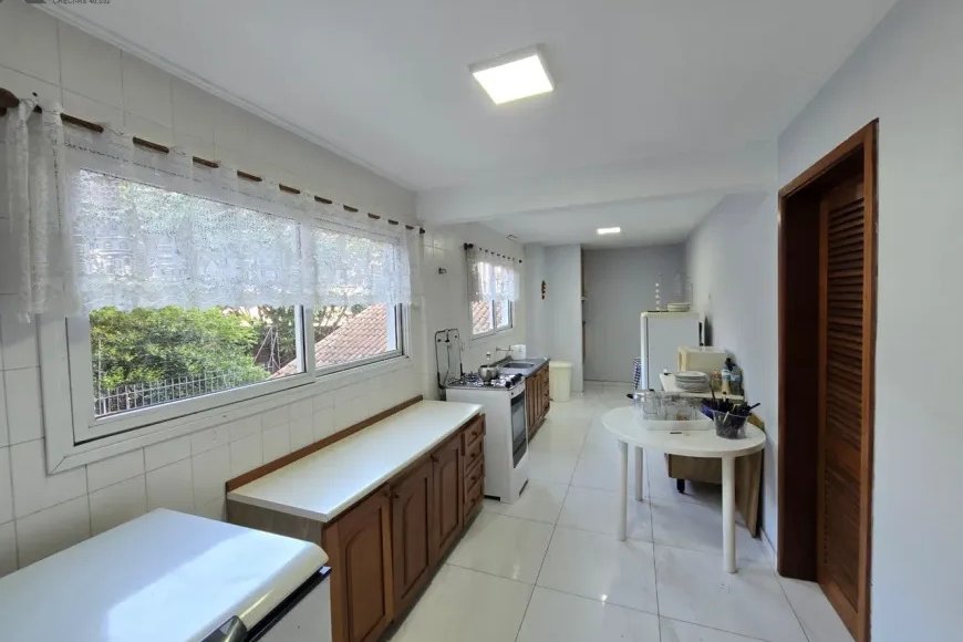 Apartamento no Centro de Esteio à Venda com 3 Quartos, 140m²