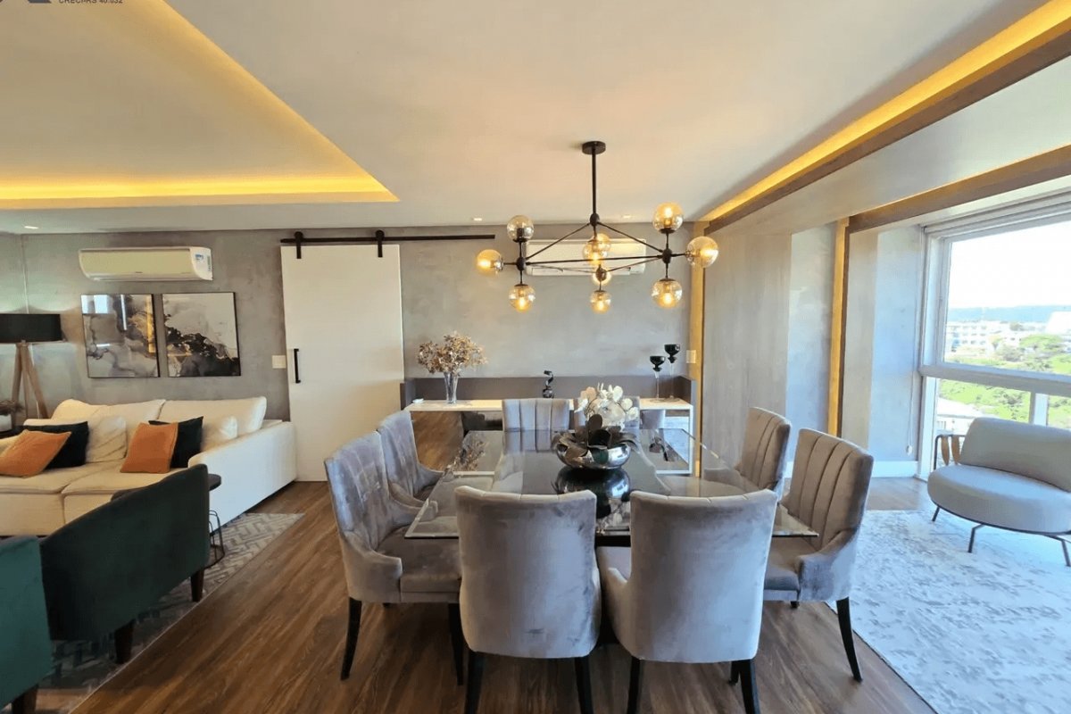 Apartamento à Venda em Esteio com 3 Quartos e 3 banheiros, 119 m²