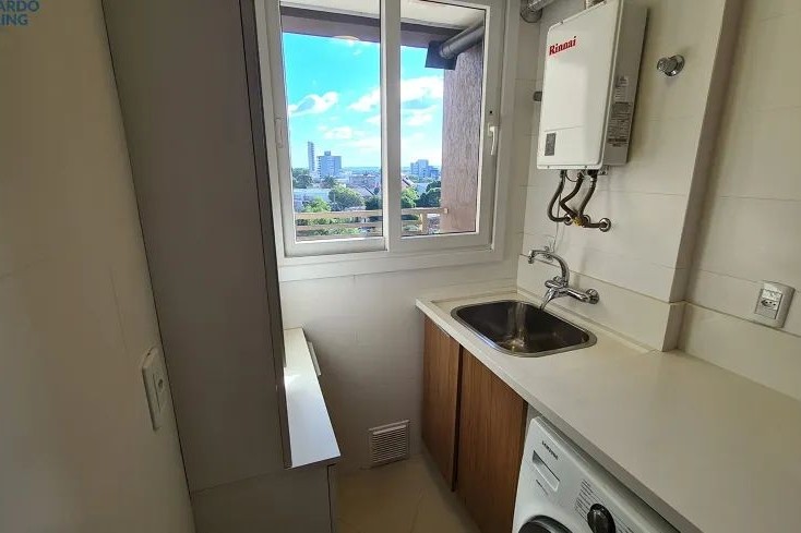 Apartamento à Venda em Esteio com 3 Quartos e 3 banheiros, 120 m²