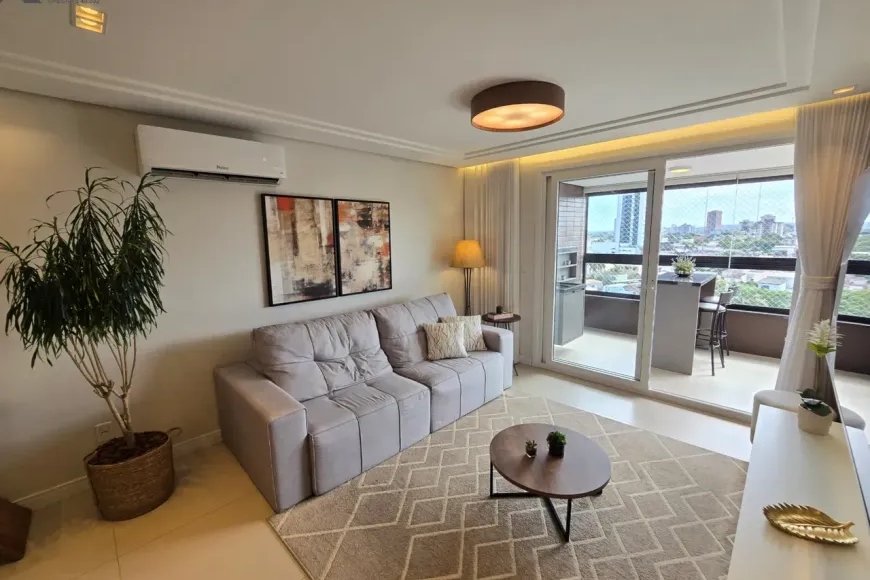 Apartamento à Venda em Esteio com 3 Quartos e 2 banheiros, 126 m²