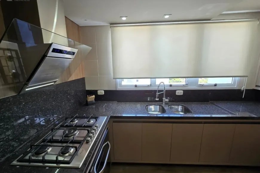 Cobertura à Venda em Esteio com 2 Quartos e 3 banheiros, 172 m²