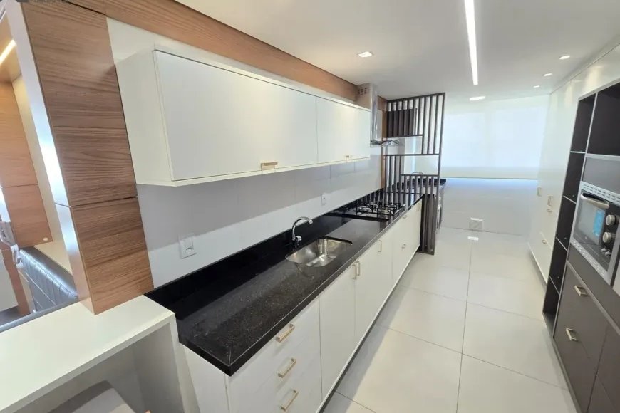 Apartamento à Venda em Esteio com 2 Quartos e 2 banheiros, 97m²