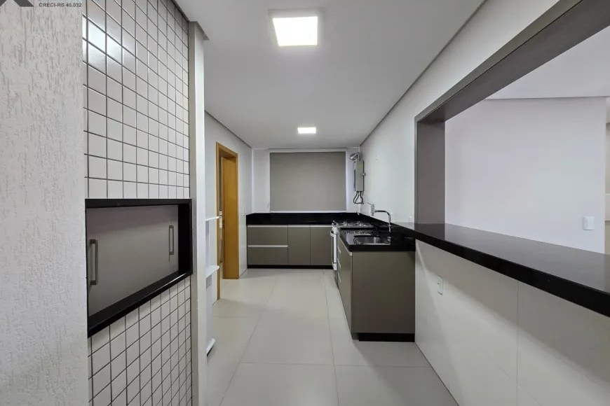 Apartamento à Venda em Esteio com 2 Quartos e 2 banheiros, 98 m²