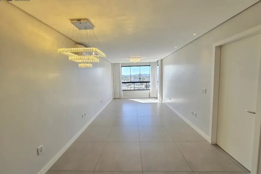 Apartamento em Esteio à Venda com 2 Quartos, 97m²