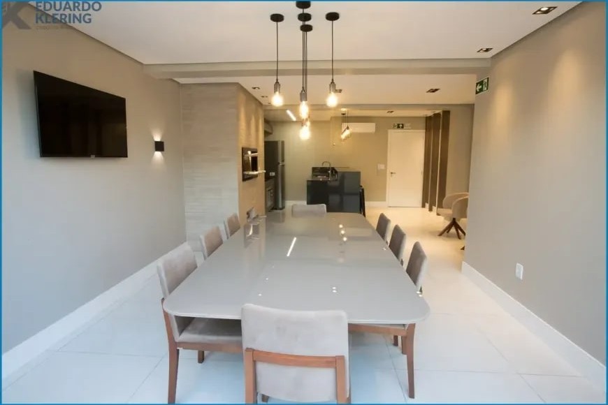 Apartamento à Venda em Esteio com 2 Quartos e 2 banheiros, 97 m²