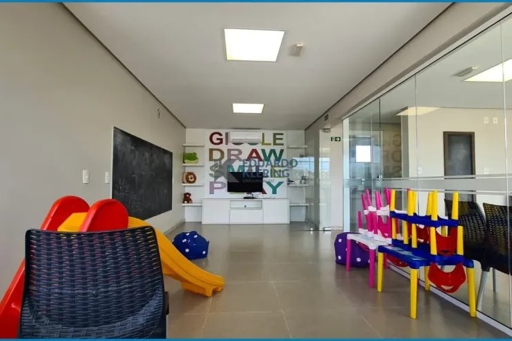 Apartamento à Venda em Esteio com 3 Quartos e 3 banheiros, 134 m²