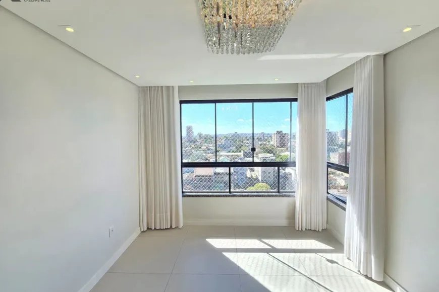 Apartamento em Esteio à Venda com 2 Quartos, 97m²