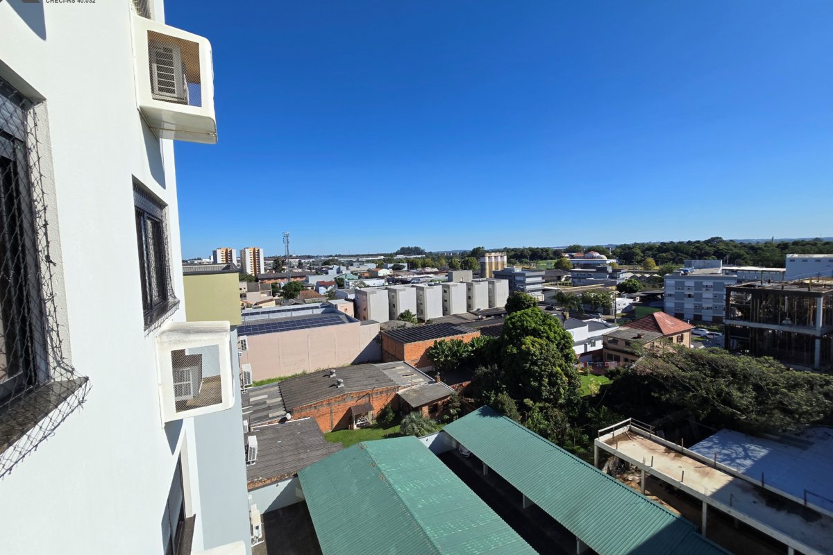 Apartamento à Venda em Esteio  2 Quartos e 1 banheiro, 80 m²