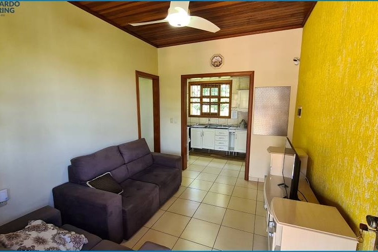 Casa à Venda em Esteio com 3 Quartos e 3 banheiros, 314 m²