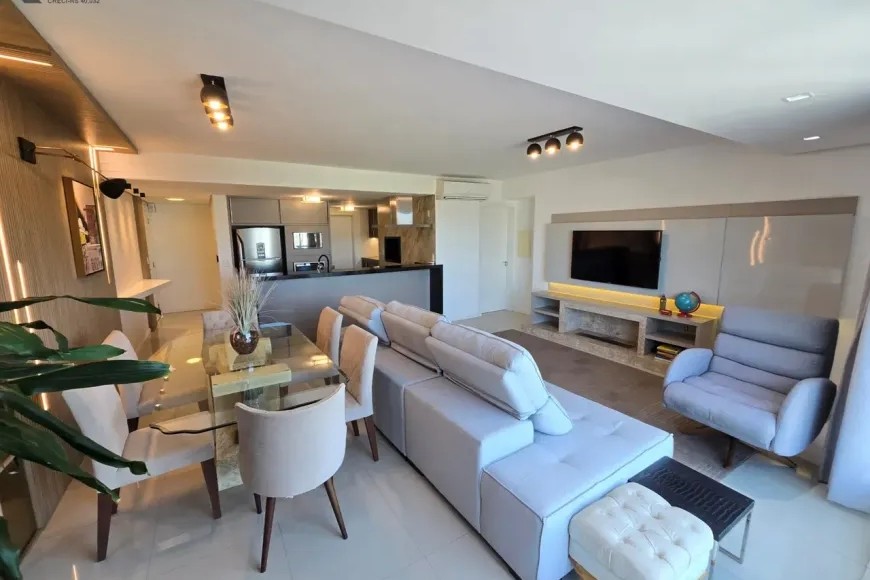 Apartamento à Venda em Esteio com 2 Quartos e 3 banheiros, 120 m²