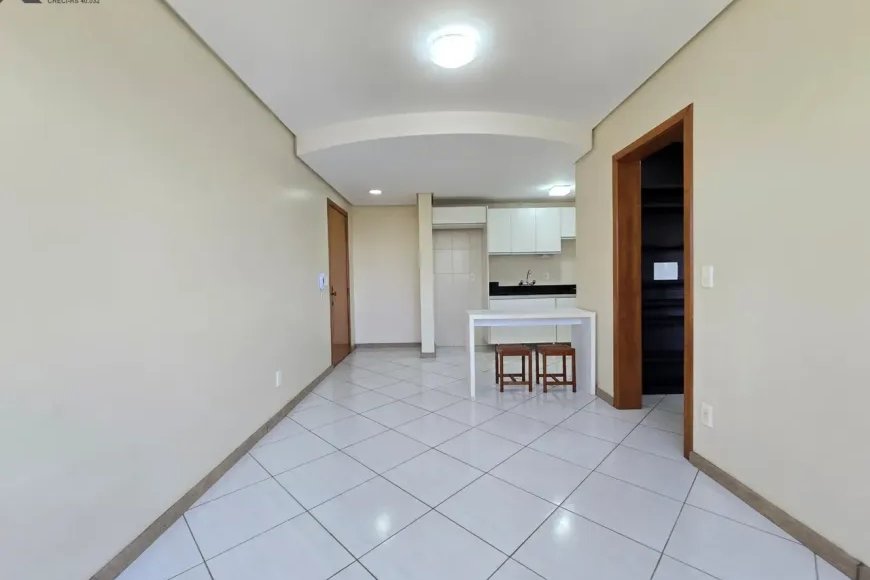 Apartamento à Venda em Esteio com 1 Quarto e 1 banheiro, 50 m²