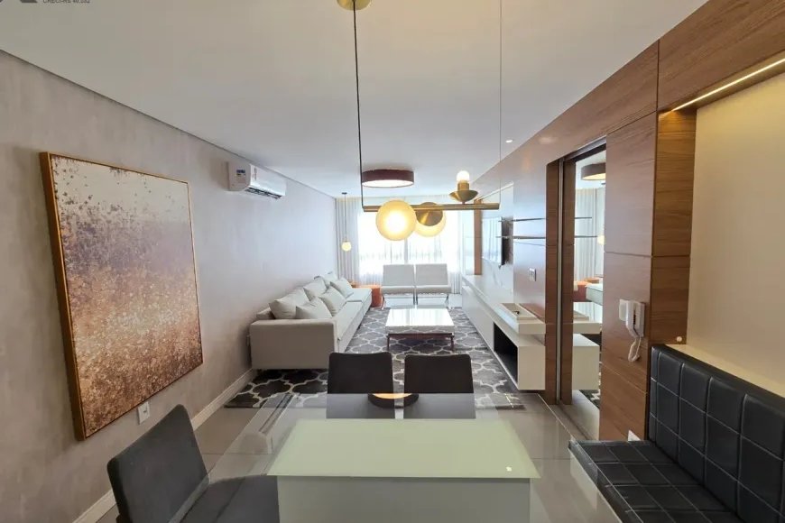 Apartamento à Venda em Esteio com 2 Quartos e 2 banheiros, 97m²