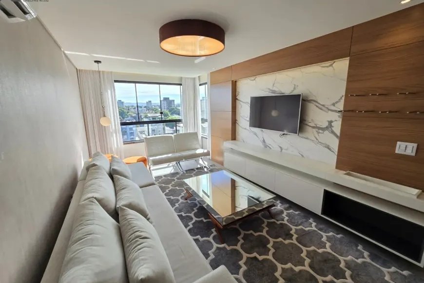 Apartamento à Venda em Esteio com 2 Quartos e 2 banheiros, 97m²