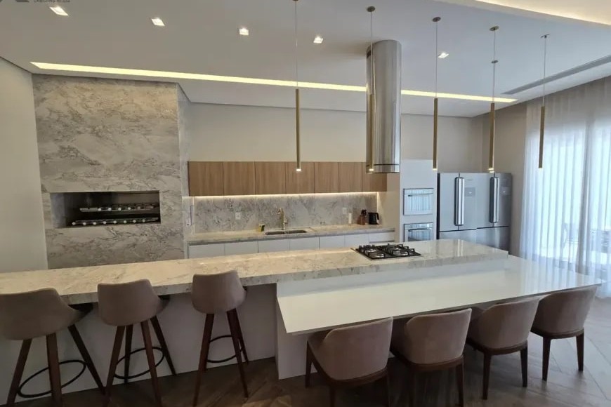 Apartamento à Venda em Esteio com 3 Quartos e 5 banheiros, 241 m²