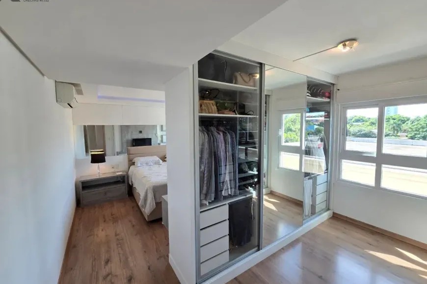 Apartamento à Venda em Esteio com 2 Quartos e 3 banheiros, 120 m²