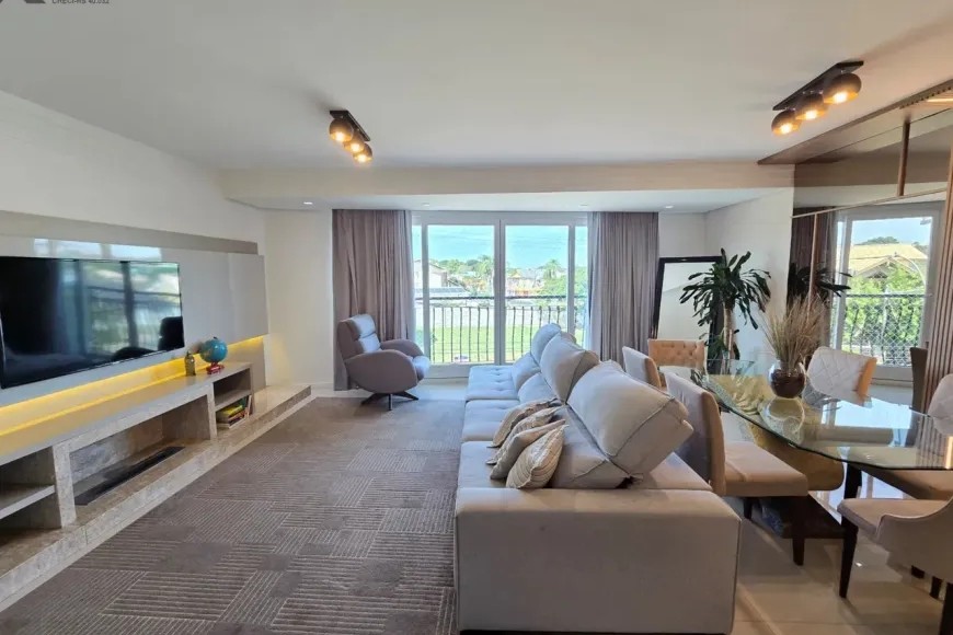 Apartamento à Venda em Esteio com 2 Quartos e 3 banheiros, 120 m²