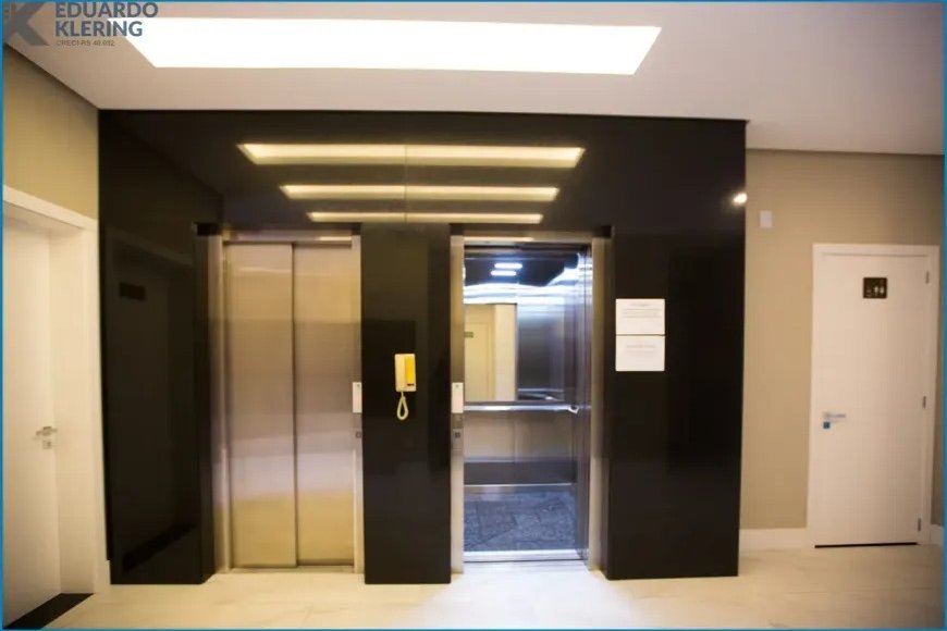 Apartamento em Esteio à Venda com 2 Quartos, 97m²