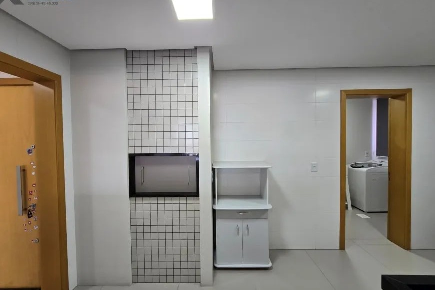 Apartamento à Venda em Esteio com 2 Quartos e 2 banheiros, 98 m²