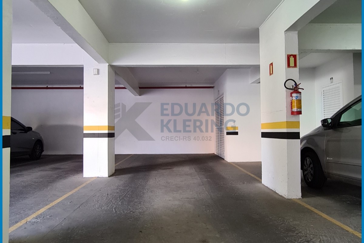 Apartamento à Venda em Esteio com 2 Quartos e 2 banheiros, 85 m²