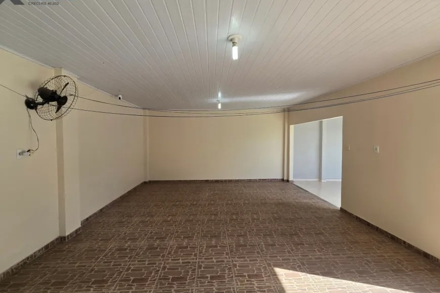 Sobrado à Venda em Sapucaia do Sul com 3 Quartos e 3 banheiros, 236 m²