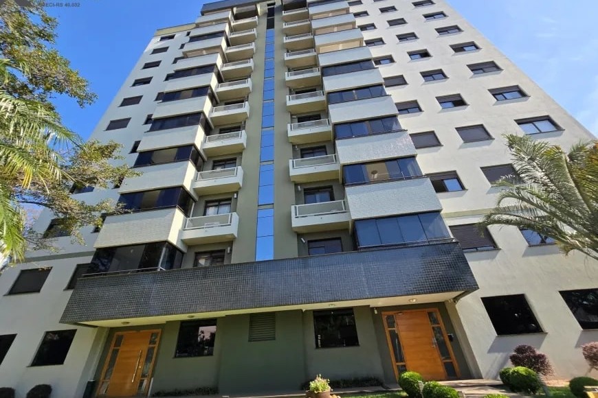 Apartamento à Venda em Esteio com 3 Quartos e 2 banheiros, 107 m²