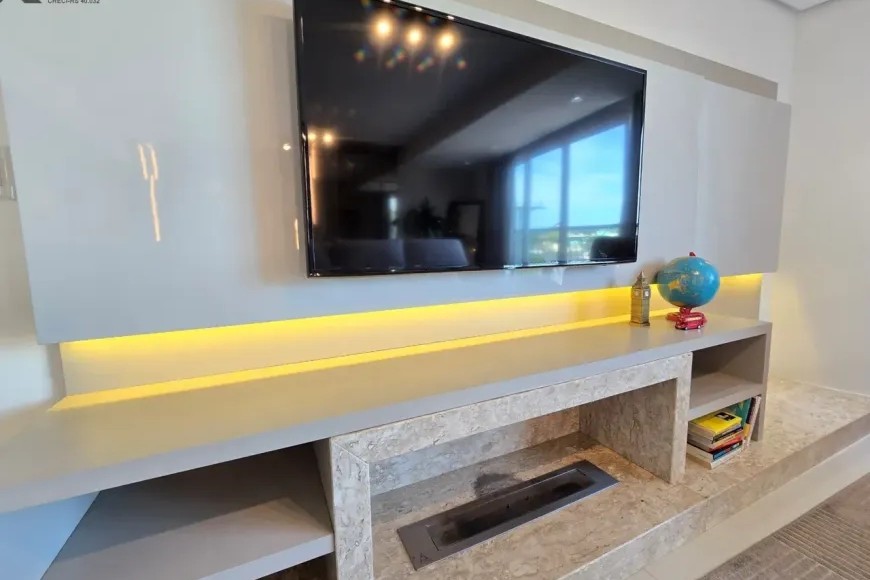 Apartamento à Venda em Esteio com 2 Quartos e 3 banheiros, 120 m²