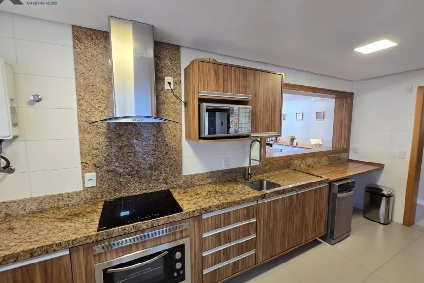 Apartamento à Venda em Esteio com 3 Quartos e 3 banheiros, 115 m²