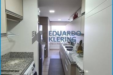 Apartamento à Venda em Esteio com 2 Quartos e 2 banheiros, 82 m²